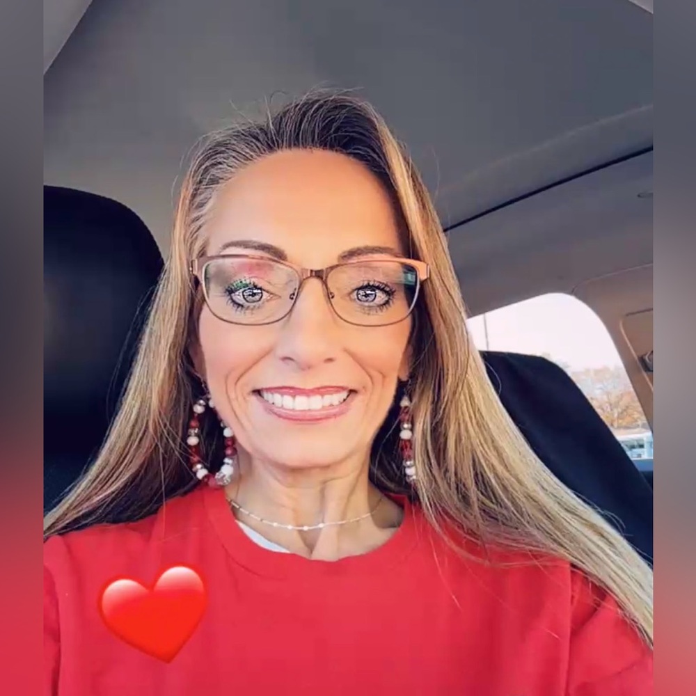 Meet your Posher, Bobbi